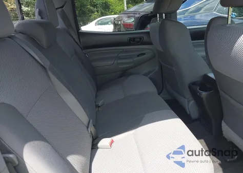 2015 Toyota Tacoma Base V6 z USA, uszkodzony, nr VIN 3TMLU4EN5FM169482